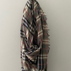 AUTHENTIC Burberry Scarf